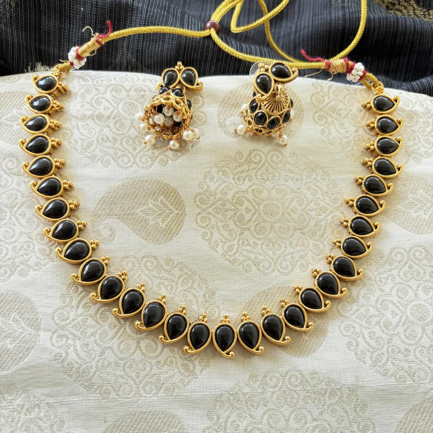 Black Onyx Teardrop Antique Gold Necklace Set