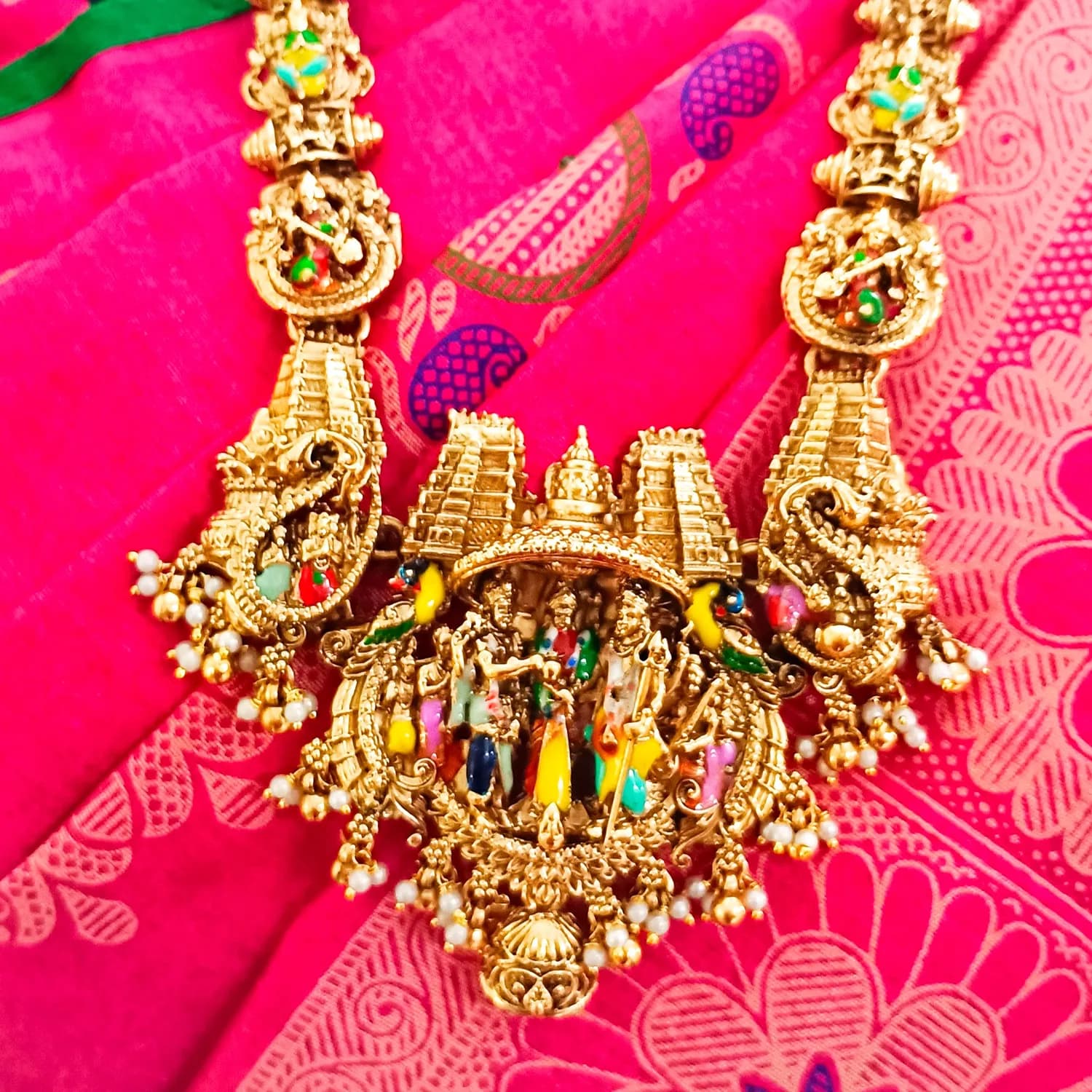 Meenakshi Thirukalyanam Idol Art Haram - Image 2